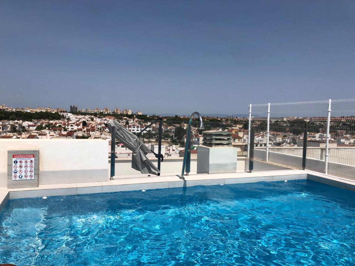 Modern Apartment In Torrevjea 200M From The Loccos Beach Torrevieja Exterior foto