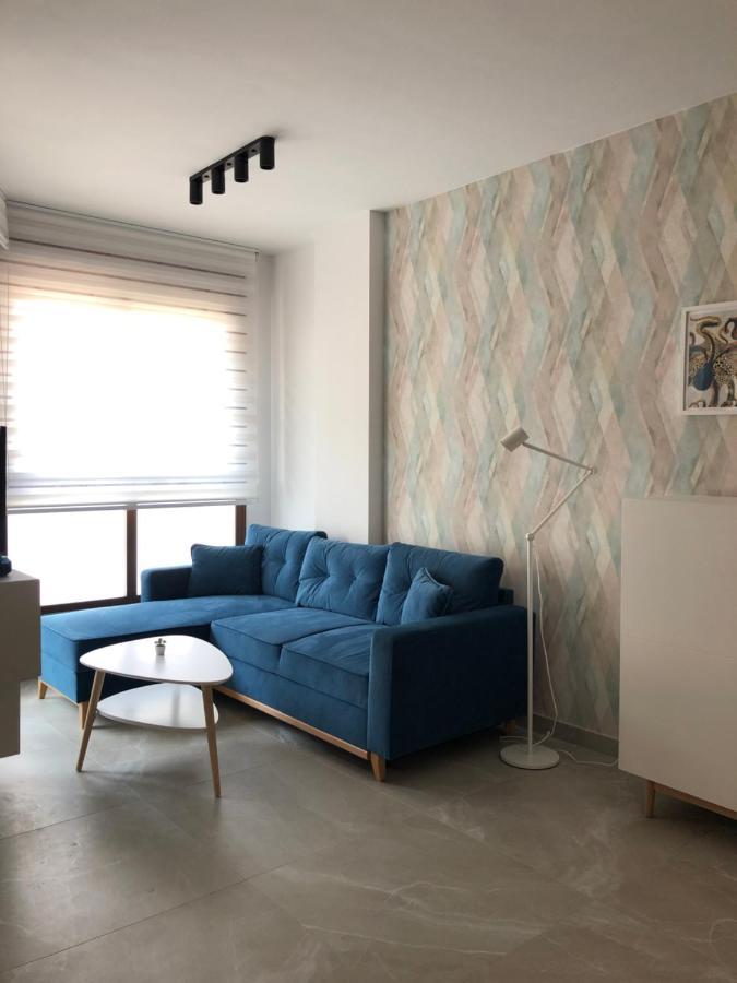 Modern Apartment In Torrevjea 200M From The Loccos Beach Torrevieja Exterior foto